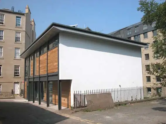 Annandale Street, Broughton flats property