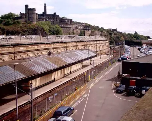 Waverley Station Edinburgh Building