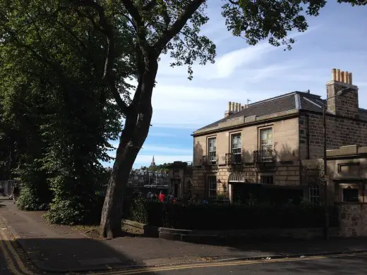 Raeburn Place Stockbridge Building