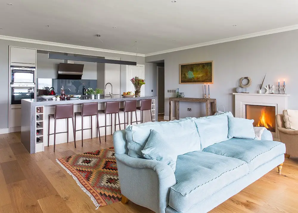 Edinburgh Edwardian flat refurbishment by Peden & Pringle Ltd - Seaside kitchen