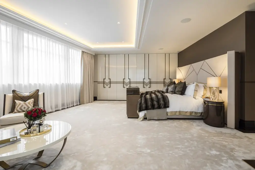 Art Deco Listed Refurbished Penthouse in Mayfair interior