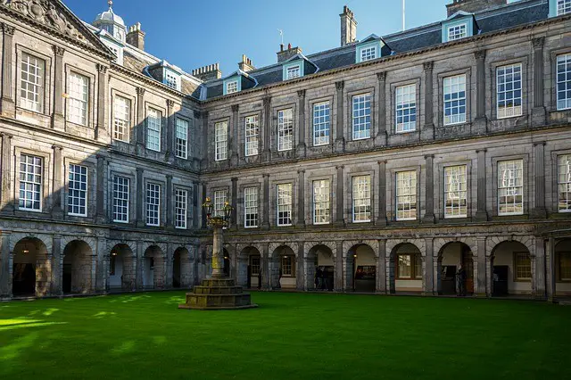 Holyrood Palace Edinburgh Building, Scotland