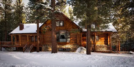 Getting Luxury Log Cabin Kits in Canada