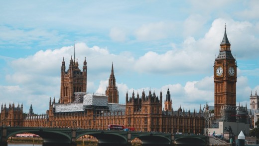 Choosing London for Life houses of parliament