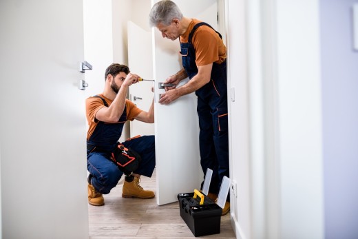 locksmith repairmen - 6 situations you need lock fitting services
