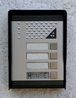 Video door intercom system for buildings guide