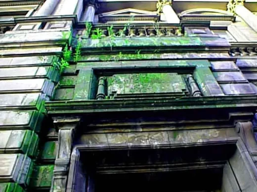 GPO Edinburgh facade plants