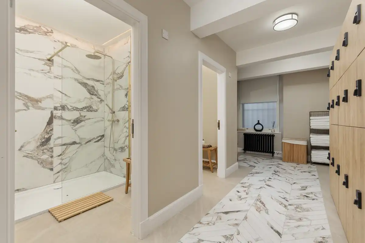 The Auction Rooms Edinburgh building design, 22 Queen Street interior