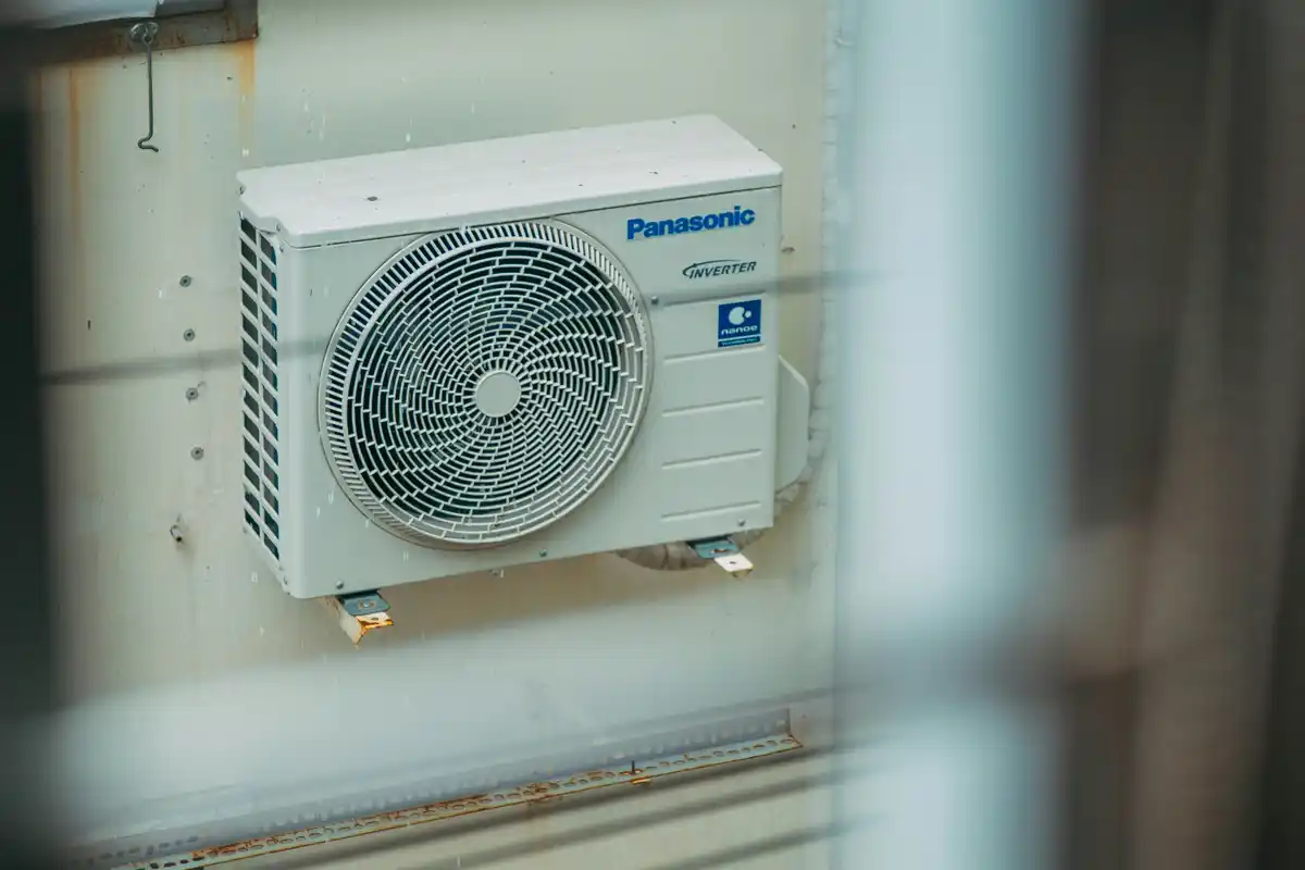 AC unit maintenance tasks to prevent costly repairs